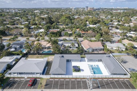Immobilier commercial à vendre à Wilton Manors, Floride: 174.28 m2 № 2083219 - photo 15