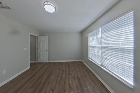 House in BELMONT in Ruskin, Florida 5 bedrooms, 274.62 sq.m. № 1910933 - photo 10