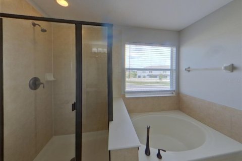 House in BELMONT in Ruskin, Florida 5 bedrooms, 274.62 sq.m. № 1910933 - photo 9