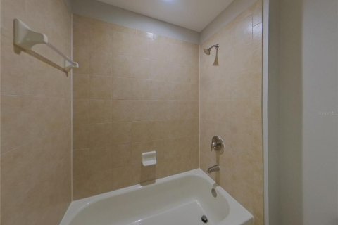 House in BELMONT in Ruskin, Florida 5 bedrooms, 274.62 sq.m. № 1910933 - photo 15