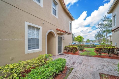 Condo in Tamarac, Florida, 3 bedrooms  № 2056465 - photo 28