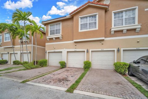 Condo in Tamarac, Florida, 3 bedrooms  № 2056465 - photo 27