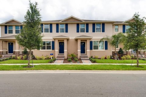 Adosado en venta en Winter Garden, Florida, 3 dormitorios, 168.71 m2 № 1723554 - foto 1