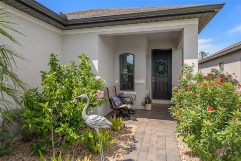 House in Clermont, Florida 2 bedrooms, 159.98 sq.m. № 1902789 - photo 2