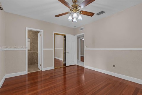 Villa ou maison à louer à Cutler Bay, Floride: 3 chambres, 150.5 m2 № 1975101 - photo 14