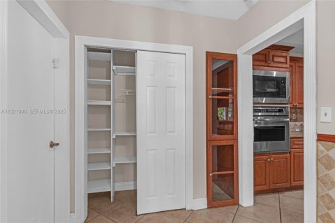 Villa ou maison à louer à Cutler Bay, Floride: 3 chambres, 150.5 m2 № 1975101 - photo 29