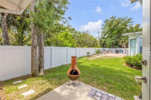 House in Oak Hill, Florida 3 bedrooms, 131.55 sq.m. № 2141080 - photo 26