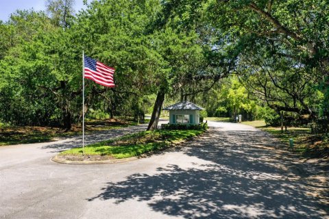 House in Oak Hill, Florida 3 bedrooms, 131.55 sq.m. № 2141080 - photo 30