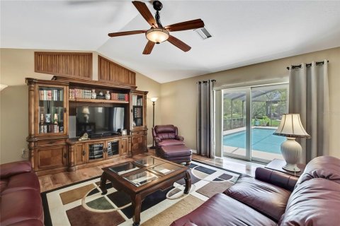 House in Weeki Wachee, Florida 3 bedrooms, 230.58 sq.m. № 1679603 - photo 18