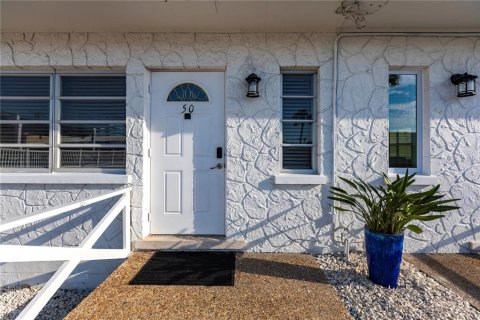 Villa ou maison à Sarasota, Floride 2 chambres, 77.48 m2 № 2136288