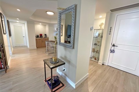 Copropriété à vendre à Aventura, Floride: 2 chambres, 150.69 m2 № 1942564 - photo 4