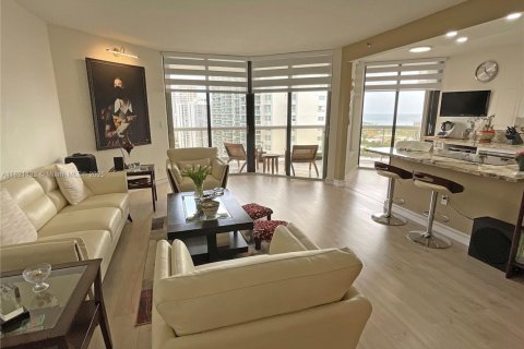 Copropriété à vendre à Aventura, Floride: 2 chambres, 150.69 m2 № 1942564 - photo 9