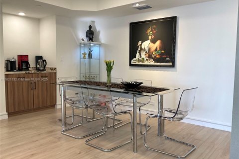 Copropriété à vendre à Aventura, Floride: 2 chambres, 150.69 m2 № 1942564 - photo 7