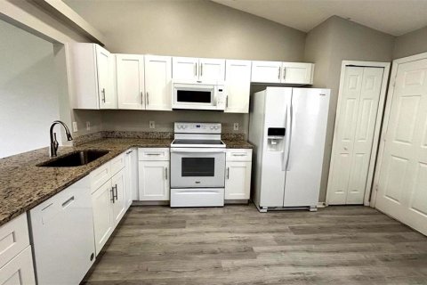 Casa en alquiler en Orlando, Florida, 3 dormitorios, 116.41 m2 № 1900172 - foto 2