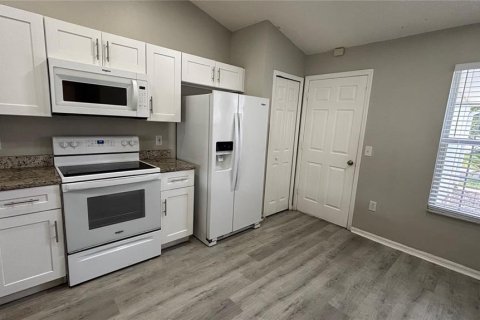 Casa en alquiler en Orlando, Florida, 3 dormitorios, 116.41 m2 № 1900172 - foto 3