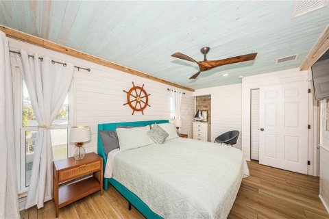 Apartment in Redington Shores, Florida 2 bedrooms, 80.55 sq.m. № 812003 - photo 11