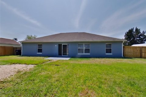 House in Orlando, Florida 3 bedrooms, 153.85 sq.m. № 1805087 - photo 24