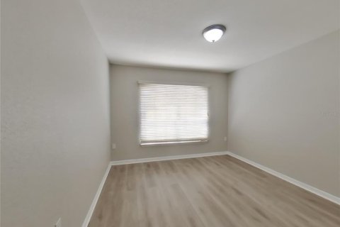 House in Orlando, Florida 3 bedrooms, 153.85 sq.m. № 1805087 - photo 12