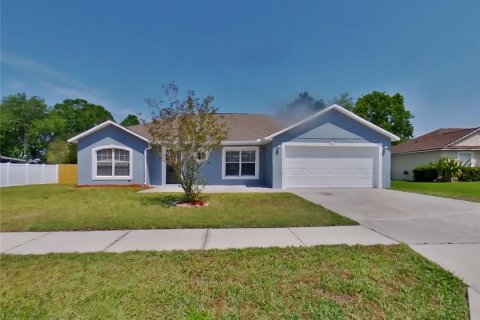 House in Orlando, Florida 3 bedrooms, 153.85 sq.m. № 1805087 - photo 1