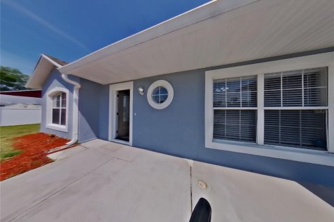 House in Orlando, Florida 3 bedrooms, 153.85 sq.m. № 1805087 - photo 15