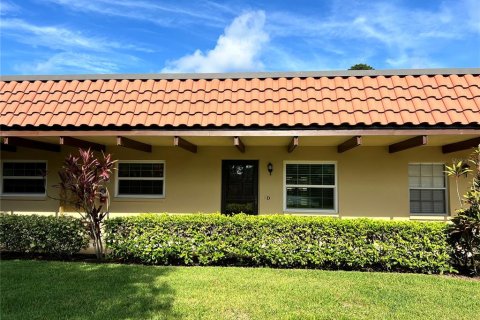 House in Dunedin, Florida 1 bedroom, 59.92 sq.m. № 1873533 - photo 1
