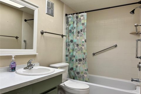 House in Dunedin, Florida 1 bedroom, 59.92 sq.m. № 1873533 - photo 18
