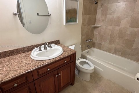 Copropriété à louer à Miami, Floride: 1 chambre, 65.87 m2 № 2422540 - photo 9
