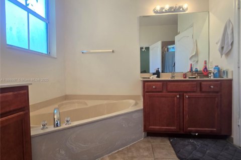Touwnhouse à vendre à Homestead, Floride: 4 chambres, 147.9 m2 № 1951942 - photo 20