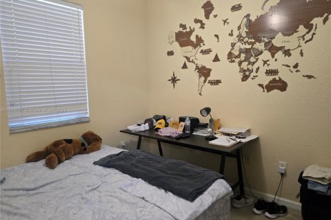 Touwnhouse à vendre à Homestead, Floride: 4 chambres, 147.9 m2 № 1951942 - photo 11