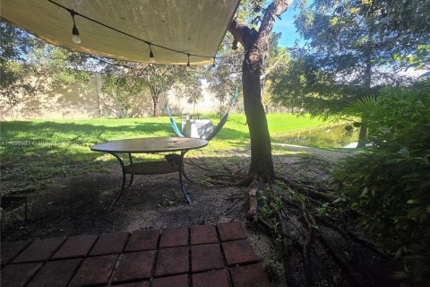 Touwnhouse à vendre à Homestead, Floride: 4 chambres, 147.9 m2 № 1951942 - photo 26