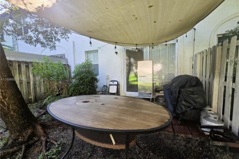 Touwnhouse à vendre à Homestead, Floride: 4 chambres, 147.9 m2 № 1951942 - photo 27