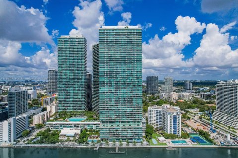 Condo in Miami, Florida, 3 bedrooms № 2034764 - photo 30