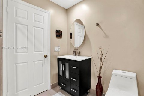 Villa ou maison à louer à Boca Raton, Floride: 3 chambres, 184.41 m2 № 2002535 - photo 23