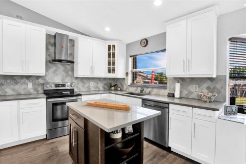 Villa ou maison à louer à Boca Raton, Floride: 3 chambres, 184.41 m2 № 2002535 - photo 8