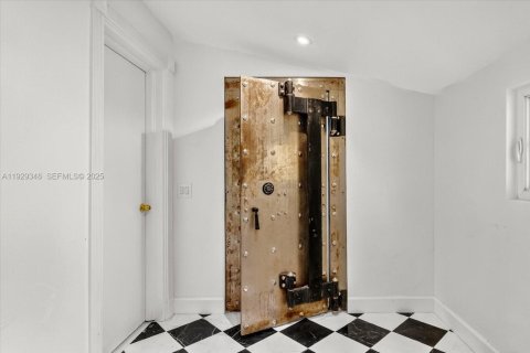 Terrain à vendre à Miami, Floride № 1988546 - photo 8