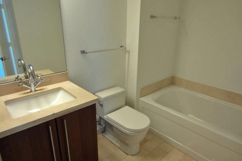 Copropriété à vendre à Miami, Floride: 1 chambre, 65.68 m2 № 2053333 - photo 10