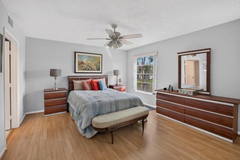 Condo in Delray Beach, Florida, 2 bedrooms  № 2384975 - photo 22