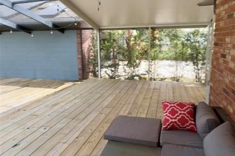 Casa en alquiler en Brandon, Florida, 4 dormitorios, 171.22 m2 № 1910482 - foto 23