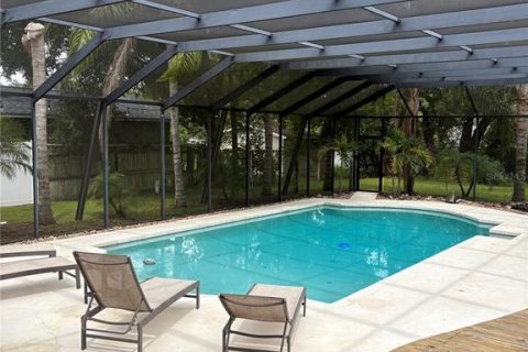 Casa en alquiler en Brandon, Florida, 4 dormitorios, 171.22 m2 № 1910482 - foto 28
