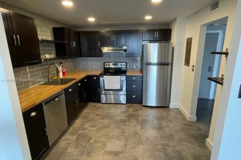 Снять в аренду кондоминиум в Авентура, Флорида 1 спальня, 85.28м2, № 1954319 - фото 7