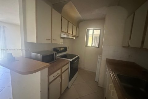 Copropriété à vendre à Deerfield Beach, Floride: 2 chambres, 82.4 m2 № 1777828 - photo 2