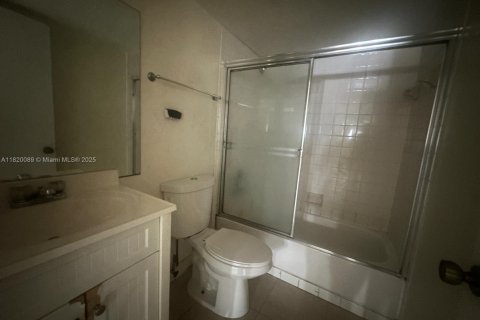 Copropriété à vendre à Deerfield Beach, Floride: 2 chambres, 82.4 m2 № 1777828 - photo 5