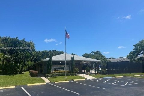 Copropriété à vendre à Deerfield Beach, Floride: 2 chambres, 82.4 m2 № 1777828 - photo 12