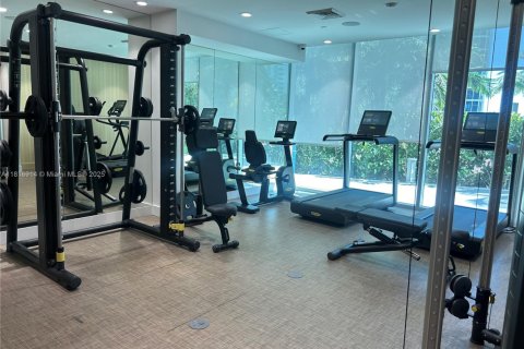 Condo in Sunny Isles Beach, Florida, 2 bedrooms in AURORA  № 2039001 - photo 25