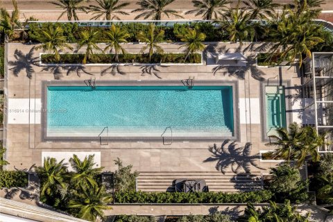 Condo in Sunny Isles Beach, Florida, 2 bedrooms in AURORA  № 2039001 - photo 20