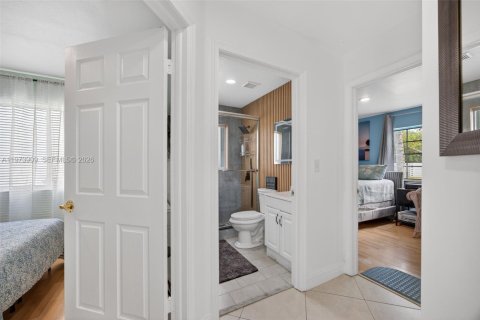 Villa ou maison à louer à Miami, Floride: 4 chambres, 134.99 m2 № 2035977 - photo 30