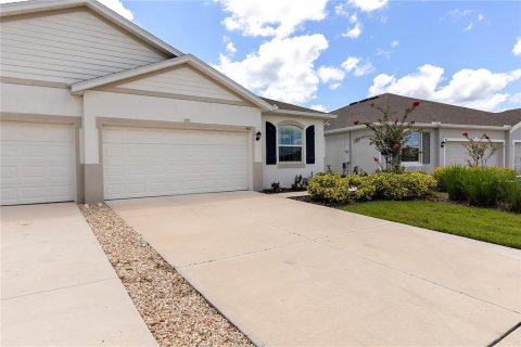House in Bradenton, Florida 3 bedrooms, 145.11 sq.m. № 1805039 - photo 1