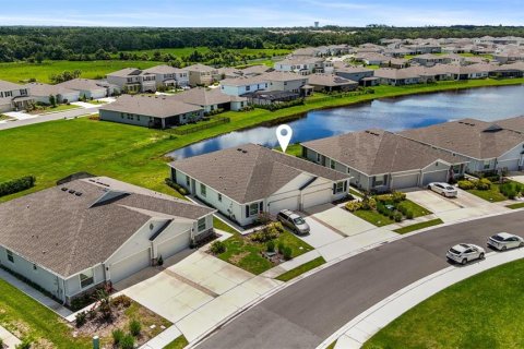 House in Bradenton, Florida 3 bedrooms, 145.11 sq.m. № 1805039 - photo 3
