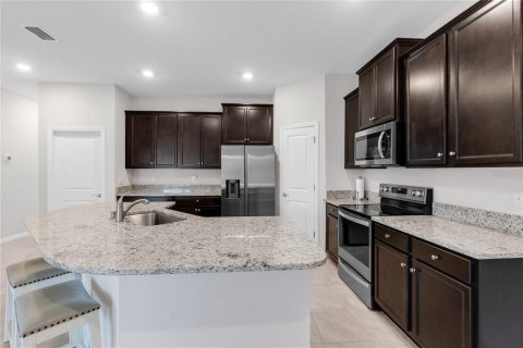 House in Bradenton, Florida 3 bedrooms, 145.11 sq.m. № 1805039 - photo 10