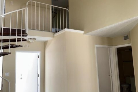 Снять в аренду кондоминиум в Майами, Флорида 2 спальни, 105.17м2, № 1990385 - фото 9